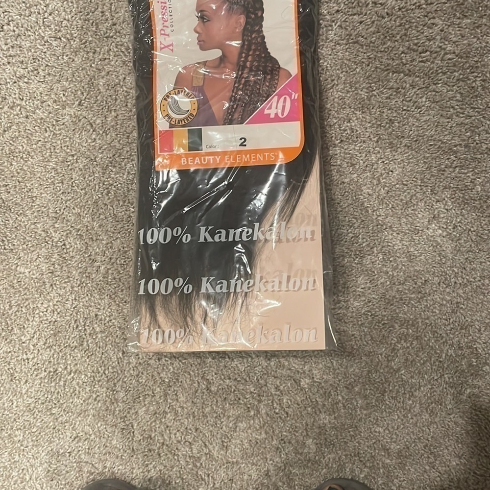 3 pack pre stretched hair in color 2​​​​​​​​​​​​​​​​ - Picture 2 of 4